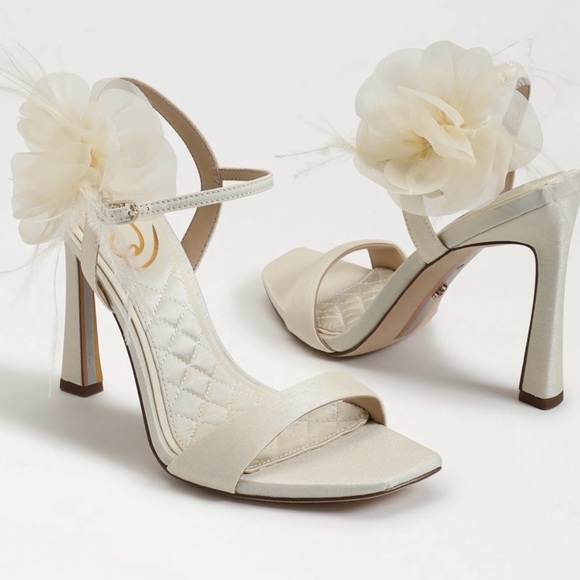 Sam Edelman Shoes - Sam Edelman Leana pearl ivory silk heels !